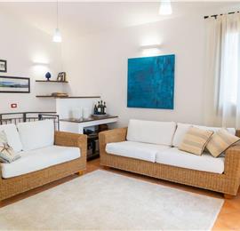 3 bedroom villa with pool and tennis court in Sicily, sleeps 6-8